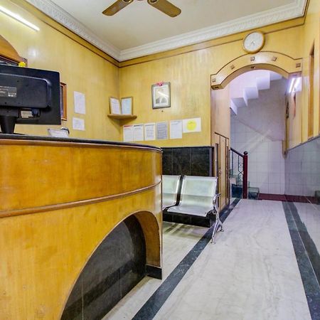 Spot On 75643 Golden Guest House Бангалор Экстерьер фото