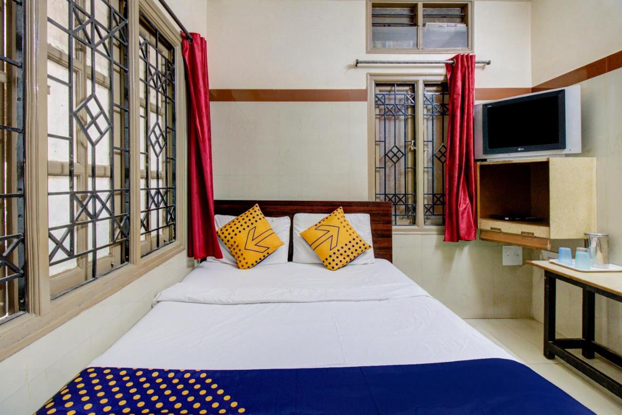 Spot On 75643 Golden Guest House Бангалор Экстерьер фото