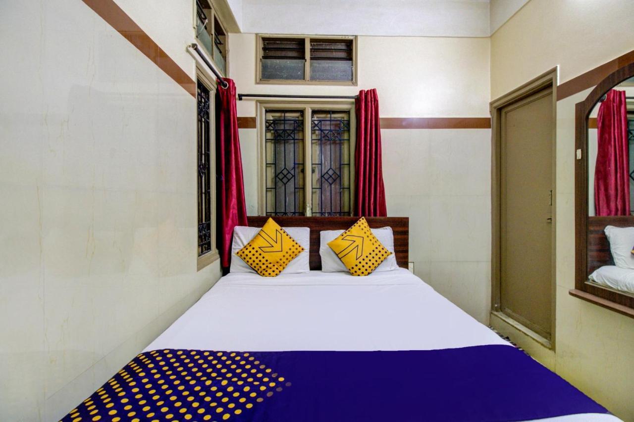 Spot On 75643 Golden Guest House Бангалор Экстерьер фото